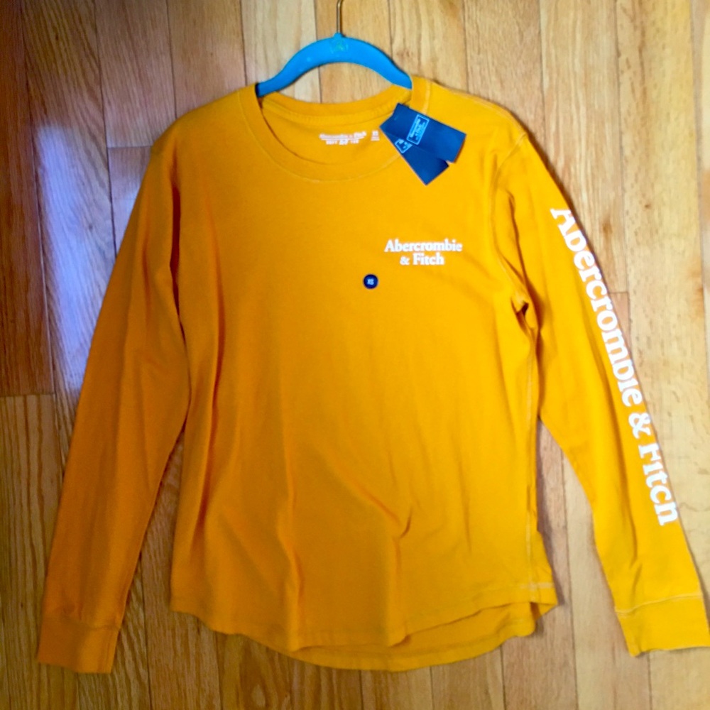 NWT Abercrombie & Fitch XS Mustard Long-sleeve T-Shirt